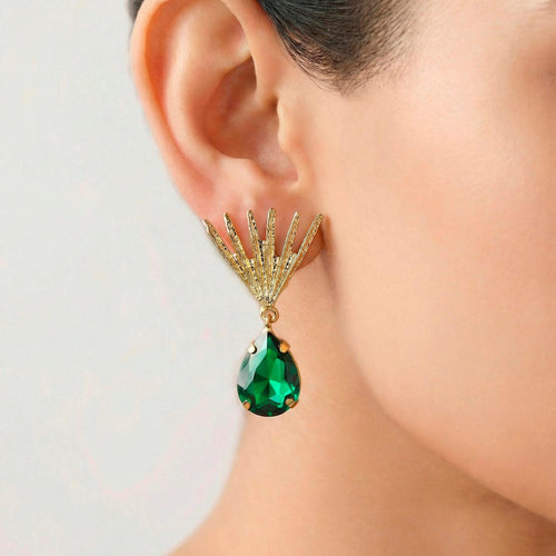 Anti-Tarnish Gold Plated Necklace and Earrings Set with Green Stones–Elegant Jewelry for Women