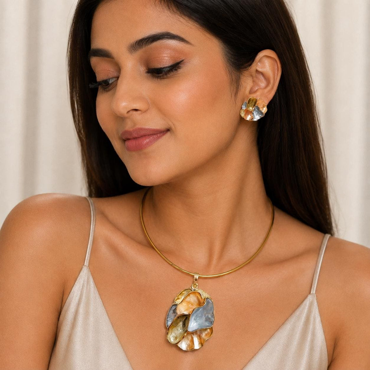 Gold Tone Floral Pendant Necklace and Earrings Set, Anti-Tarnish Fashion Jewelry for women