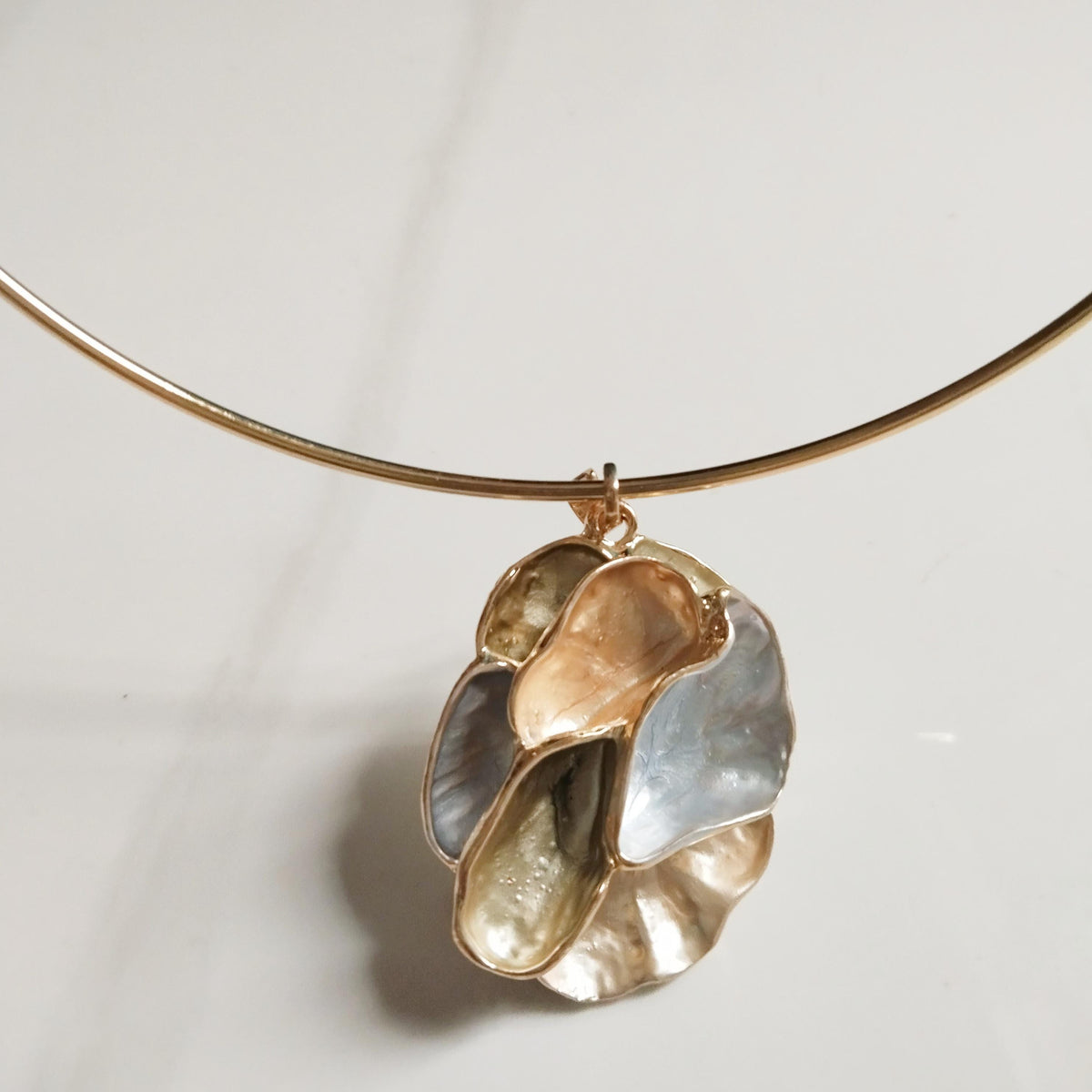 Gold Tone Floral Pendant Necklace and Earrings Set, Anti-Tarnish Fashion Jewelry for women