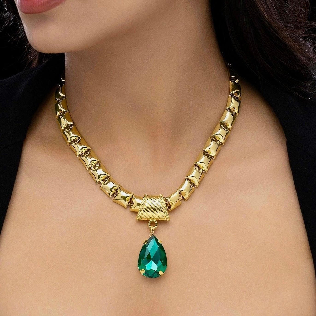 Green Necklace with Earrings Anti-Tarnish-jewellery set for women
