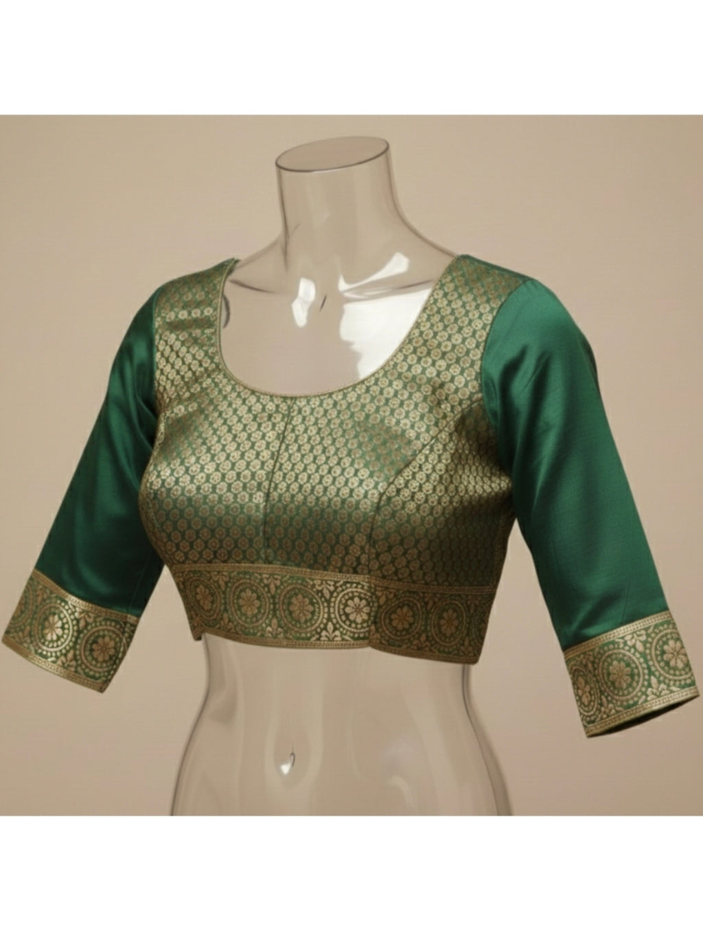 Women’s Green Traditional Saree with Elegant Ethnic Design for Festive & Wedding Wear