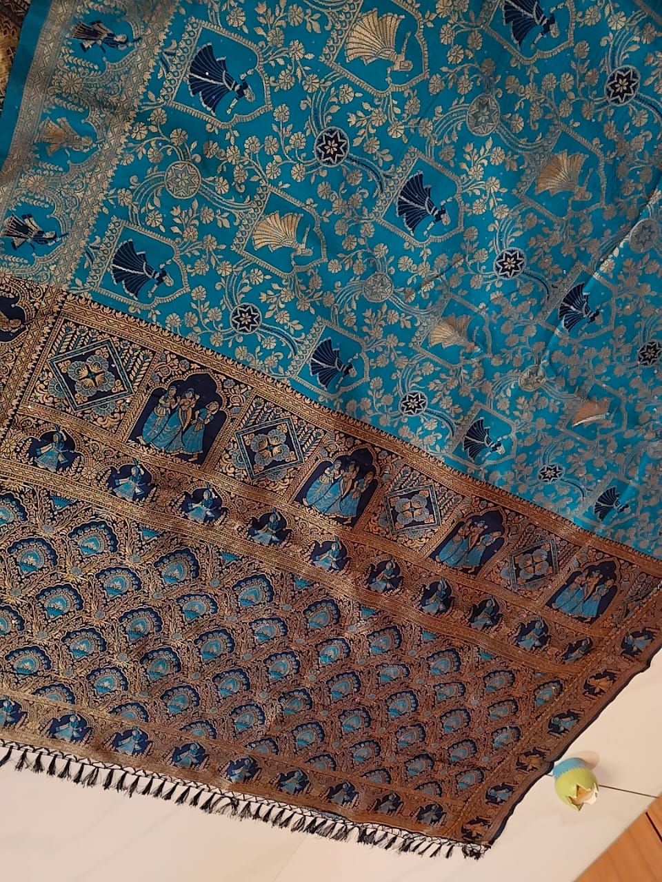 Elegant Teal Blue Banarasi Silk Saree with Gold Zari Floral Weave